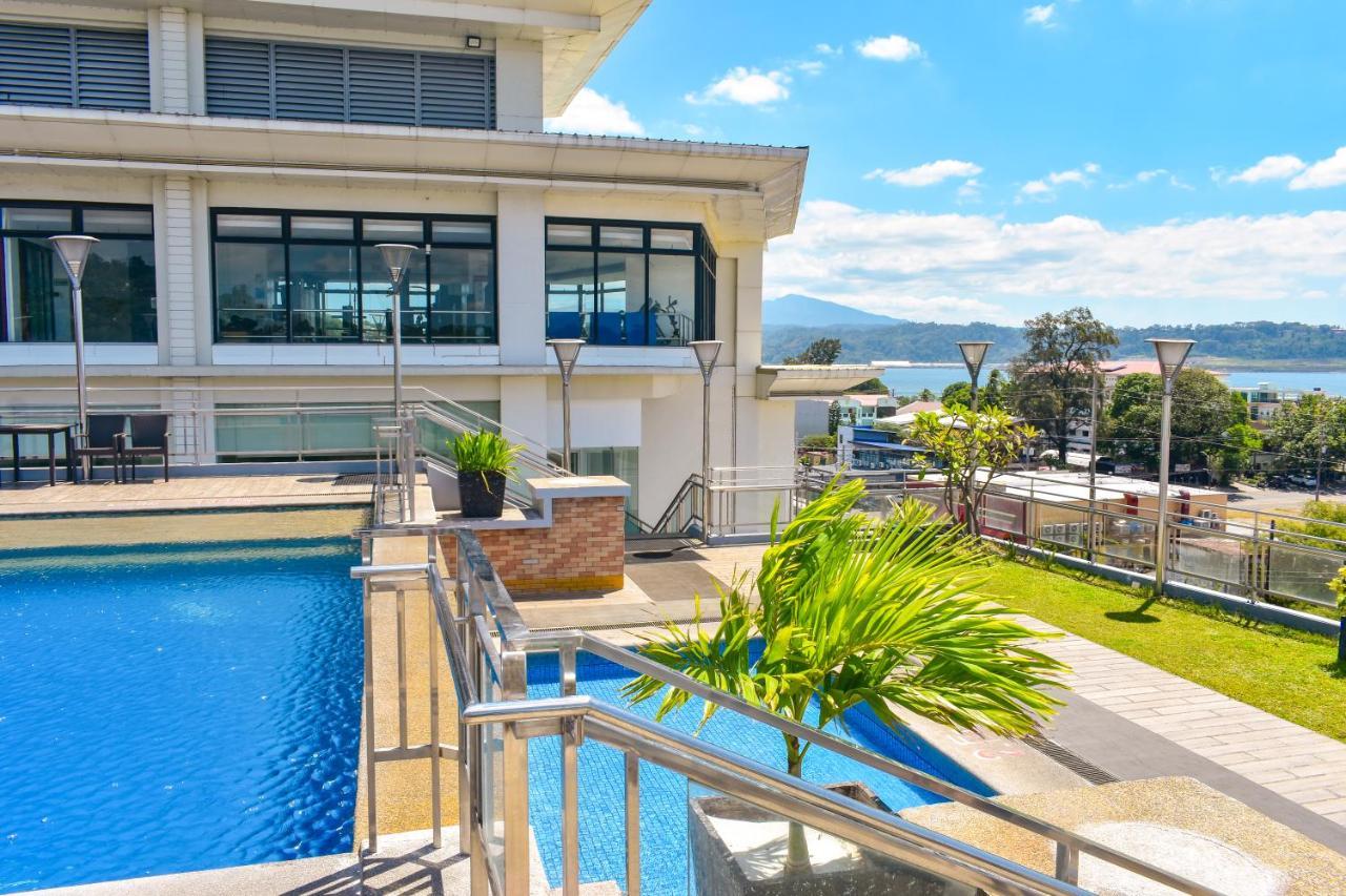 Mg Grand Hotel Olongapo Buitenkant foto