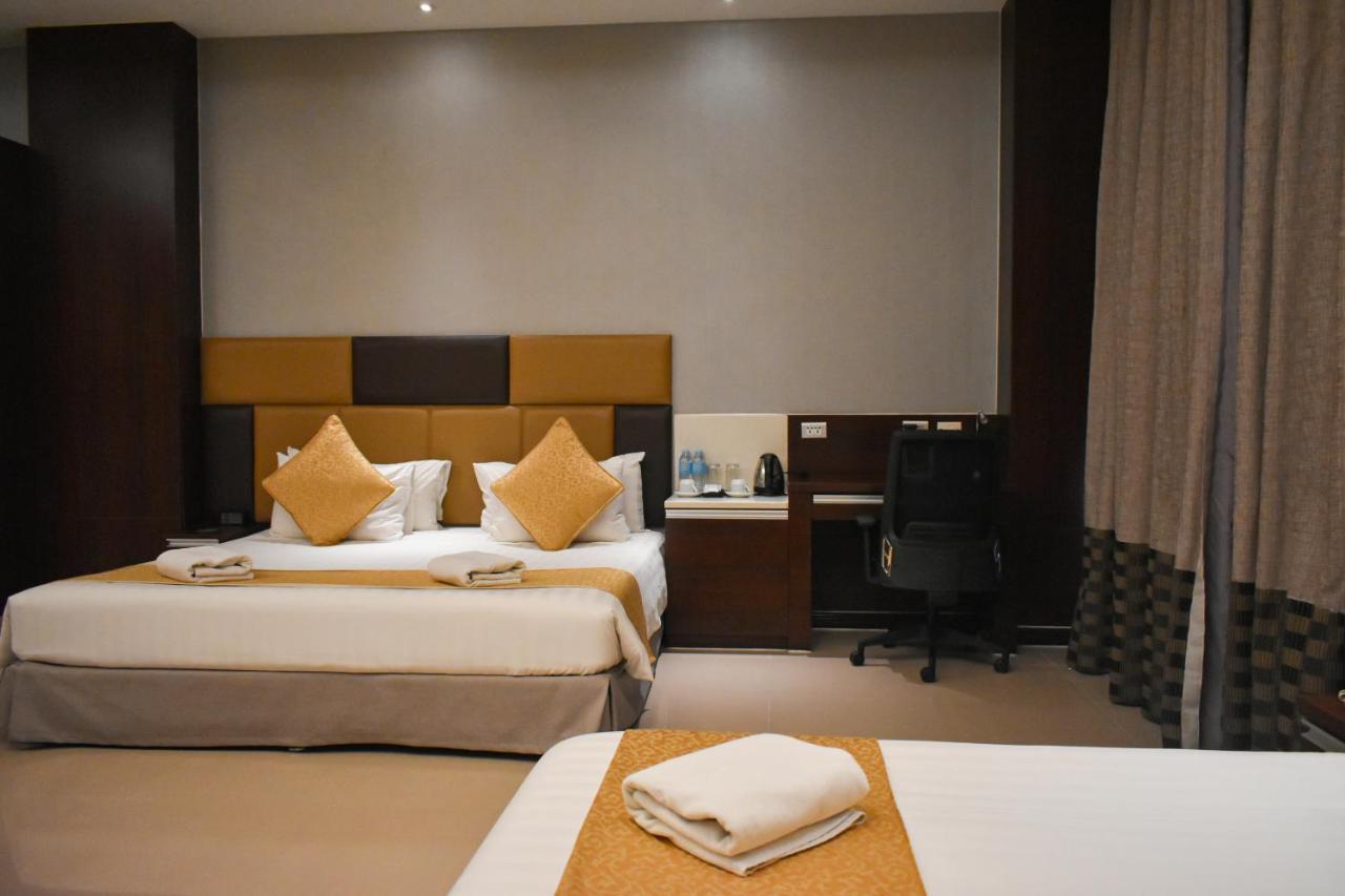 Mg Grand Hotel Olongapo Buitenkant foto